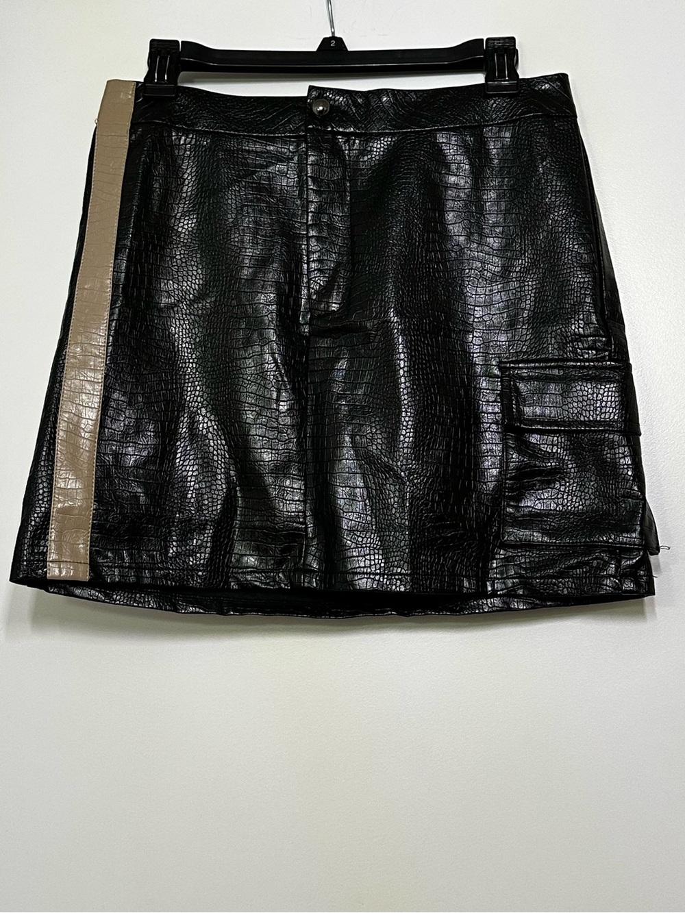 Sweet Rain Faux Croc Leather Mini Skirt with Contrast Stripe - Black